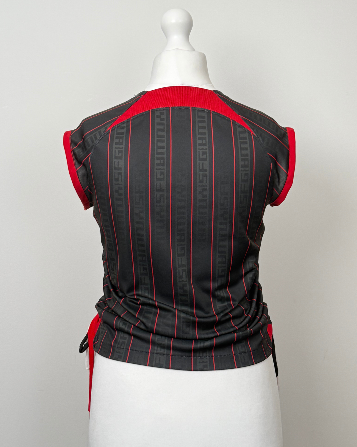 Black and Red Laddered Lace Jersey